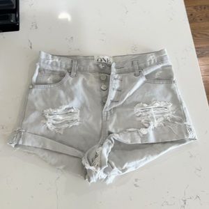 One Teaspoon - light gray denim shorts